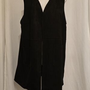 Tahari Black Sleeveless Faux Suede Vest